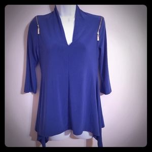 Chaus blue top Size Small